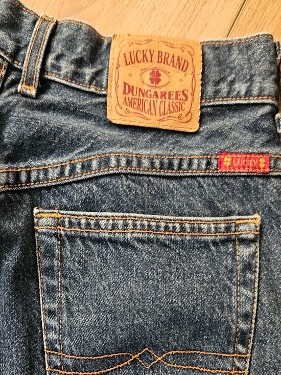Lucky Brand Y2K-Era Jeans - Picture 11 of 11